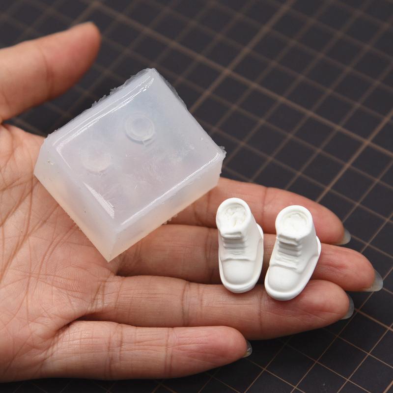 Mini UV Crystal Glue Doll Spor - Jewelry Making In Clay review and price
